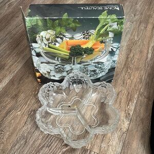 Home Beautiful Clear Glass Floral Serving Dish